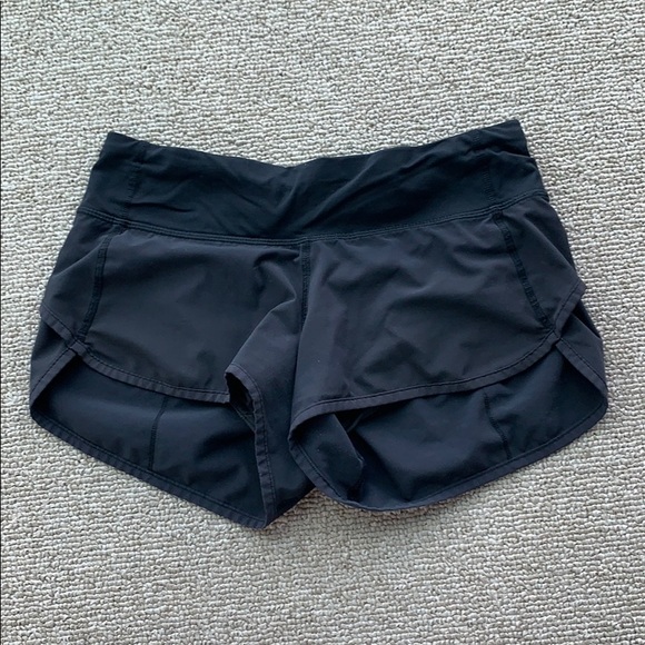 lululemon athletica Pants - Lululemon shorts - Size 4